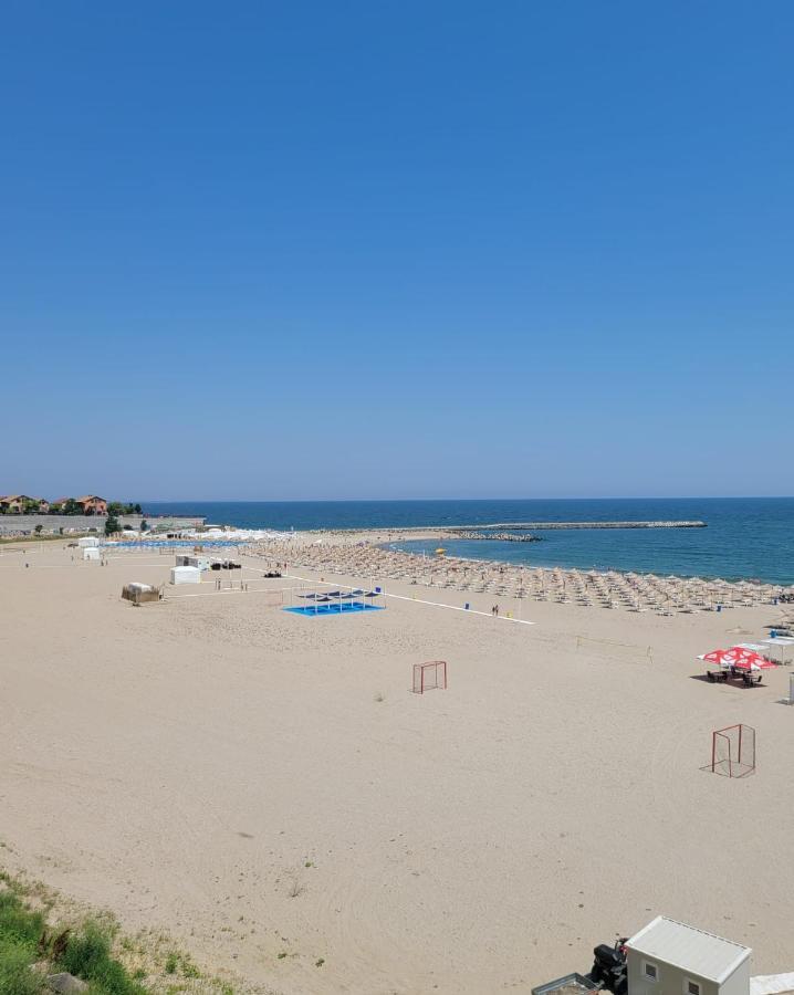 Faleza Nord Apartament De Lux Nou Pe Malul Marii Κονστάντζα Εξωτερικό φωτογραφία